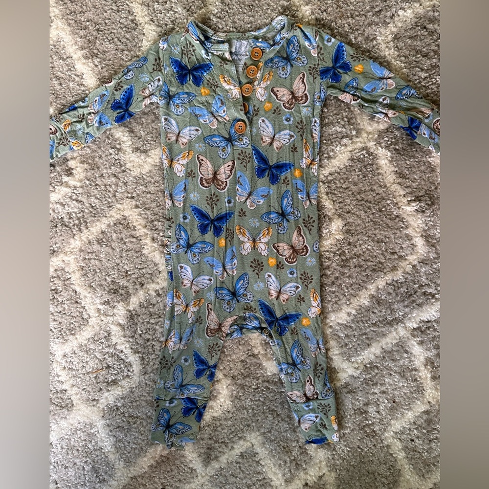 Posh Peanut size 9-12